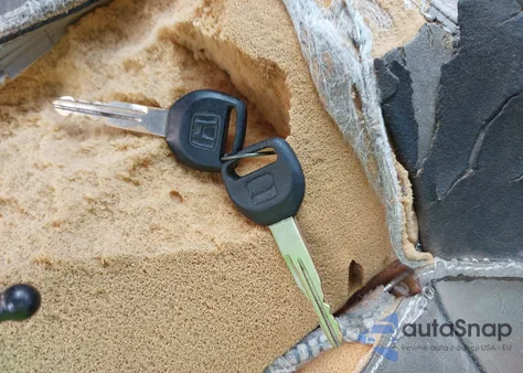 1997 Honda Accord Ex V6 from USA, damaged, VIN 1HGCE6677VA006600